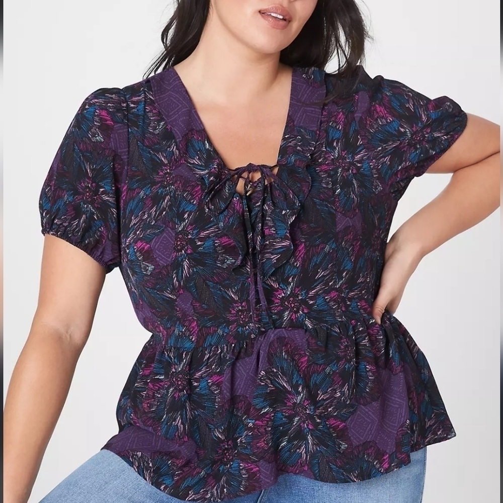Lane Bryant short sleeve peplum blouse